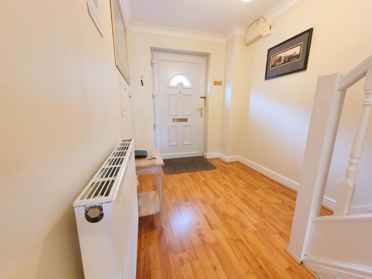 סיטינגבורן Friars Walk Houses With 2 Bedrooms, 2 Bathrooms, Fast Wi-Fi And Private Parking מראה חיצוני תמונה