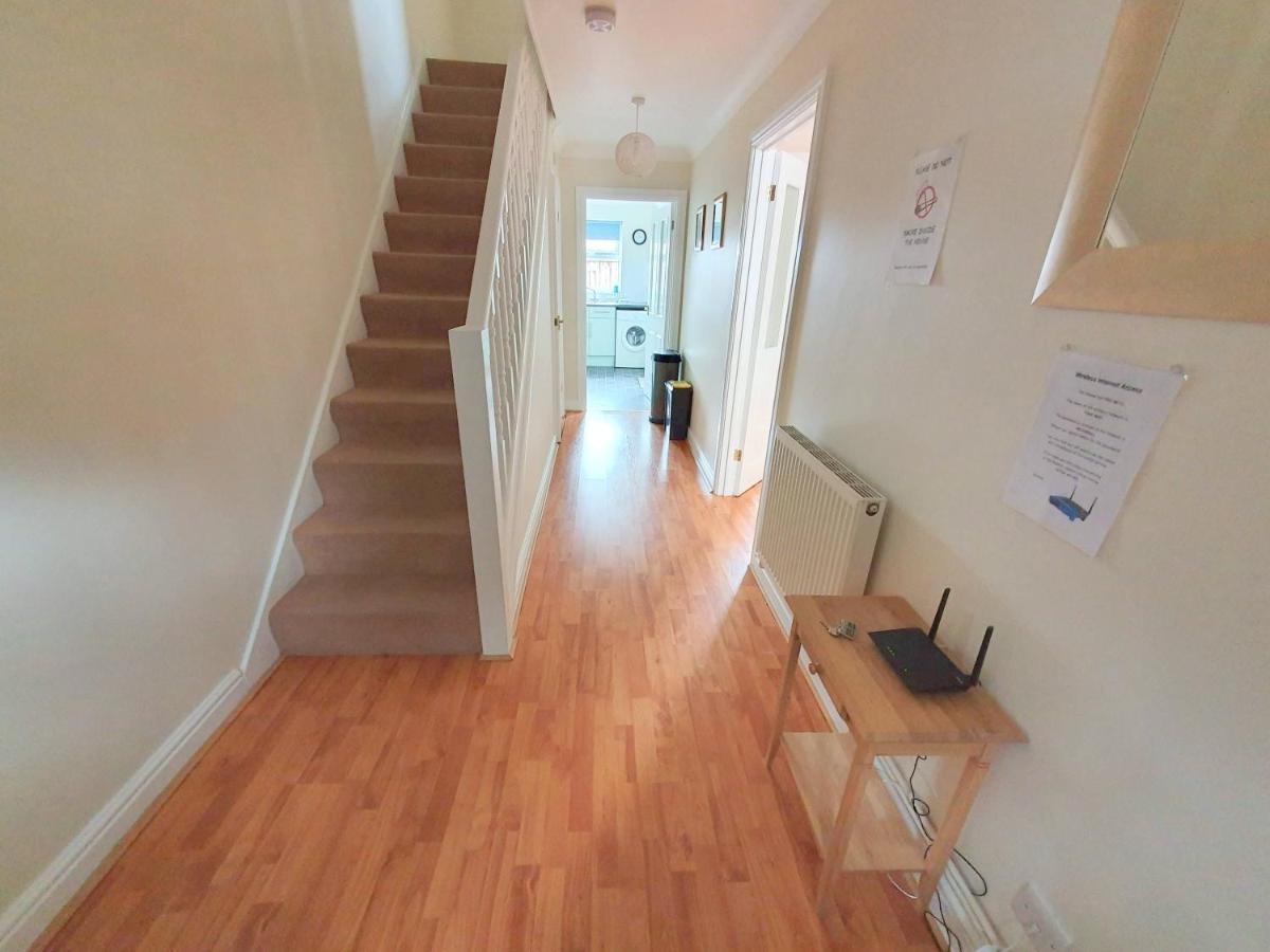 סיטינגבורן Friars Walk Houses With 2 Bedrooms, 2 Bathrooms, Fast Wi-Fi And Private Parking מראה חיצוני תמונה