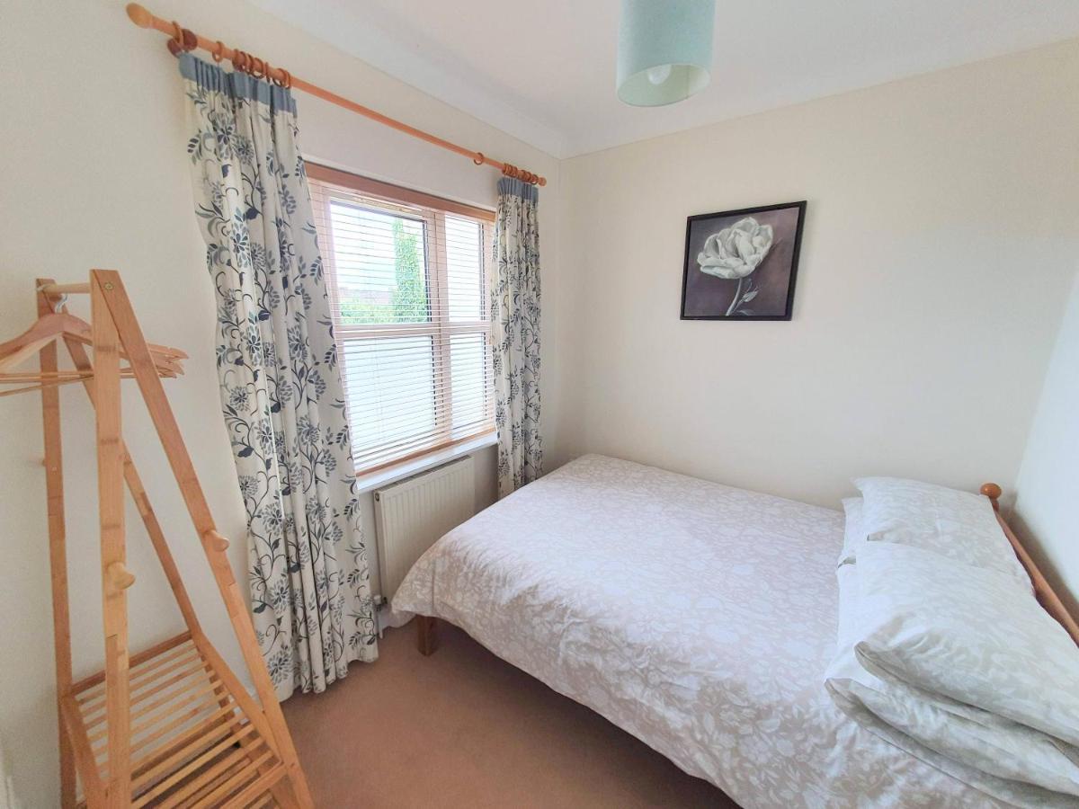 סיטינגבורן Friars Walk Houses With 2 Bedrooms, 2 Bathrooms, Fast Wi-Fi And Private Parking מראה חיצוני תמונה