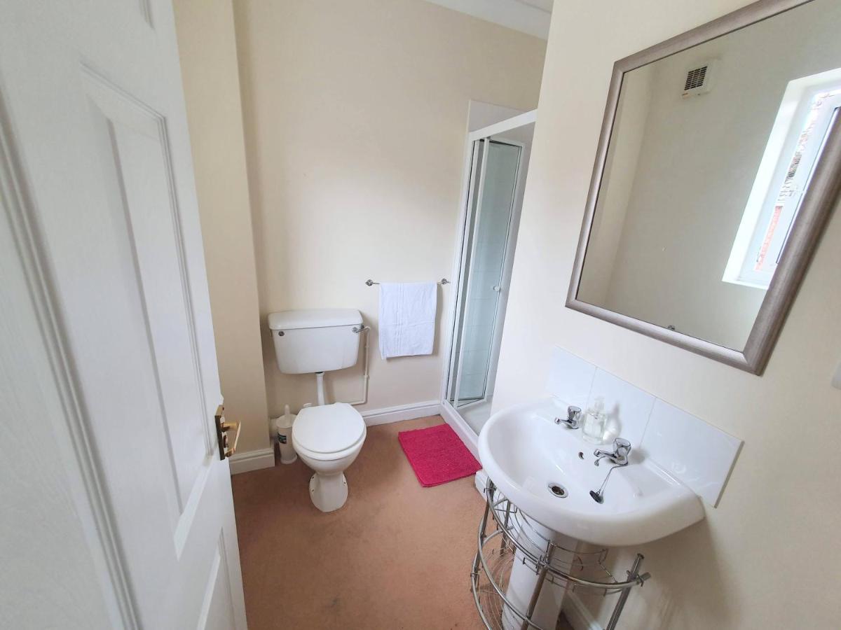 סיטינגבורן Friars Walk Houses With 2 Bedrooms, 2 Bathrooms, Fast Wi-Fi And Private Parking מראה חיצוני תמונה