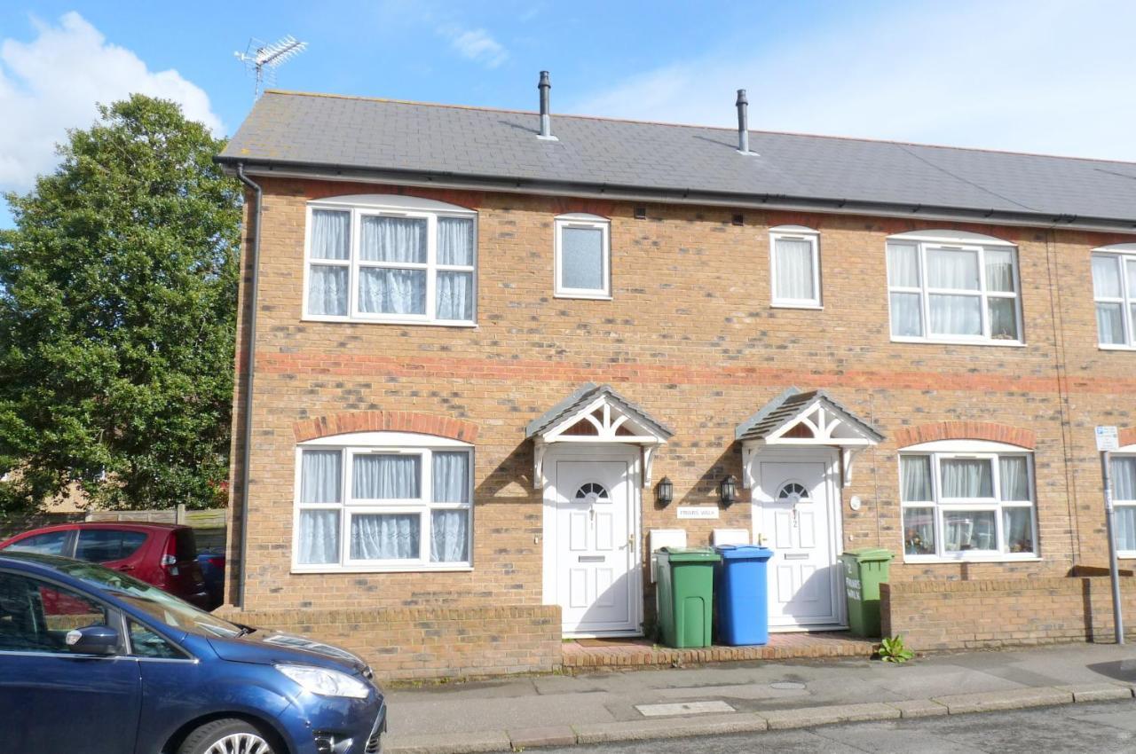 סיטינגבורן Friars Walk Houses With 2 Bedrooms, 2 Bathrooms, Fast Wi-Fi And Private Parking מראה חיצוני תמונה
