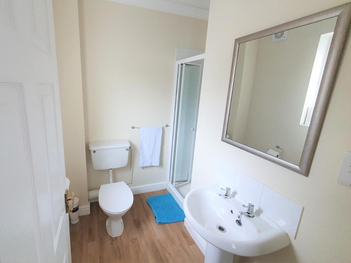 סיטינגבורן Friars Walk Houses With 2 Bedrooms, 2 Bathrooms, Fast Wi-Fi And Private Parking מראה חיצוני תמונה
