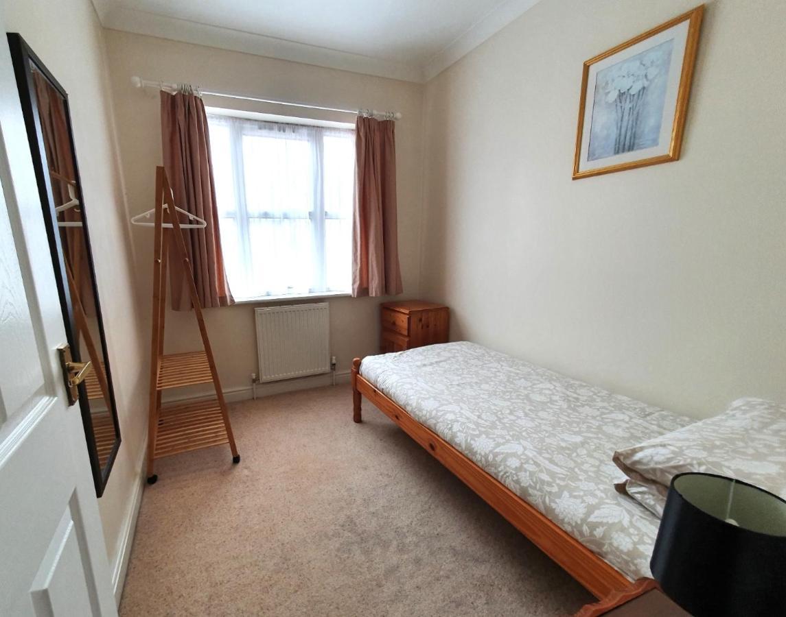 סיטינגבורן Friars Walk Houses With 2 Bedrooms, 2 Bathrooms, Fast Wi-Fi And Private Parking מראה חיצוני תמונה